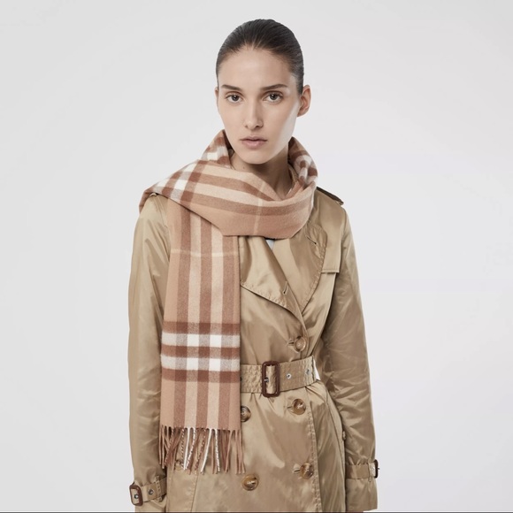 BURBERRY CASHMERE SCARF AUTHENTIC classic - Picture 3 of 3